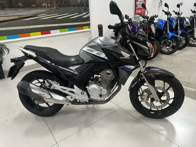 Moto Honda CB 250F Twister 2020 (CBS)