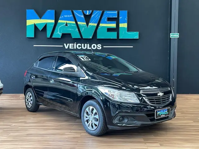 Carro Chevrolet Onix 2013 1.0 LT SPE/4