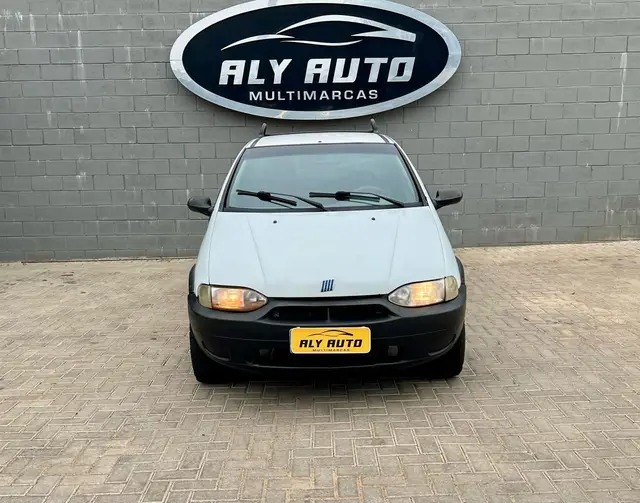 Carro Fiat Strada 2000 Working 1.5 MPi