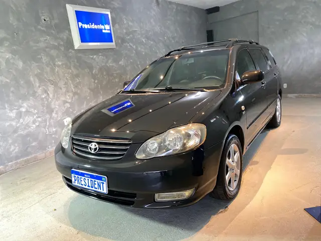 Carro Toyota Fielder 2005 1.8 16V (aut)