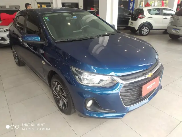 Carro Chevrolet Onix 2024 LT 1.0