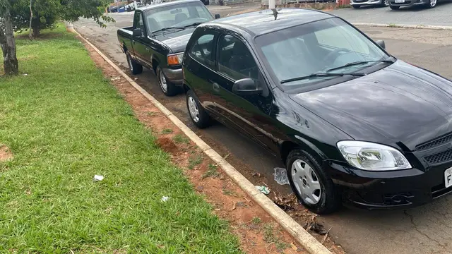Carro Chevrolet Celta 2013 LS 1.0 (Flex) 2p
