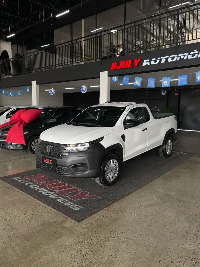 Carro Fiat Strada 2023 Endurance 1.4 Cabine Plus (Flex)