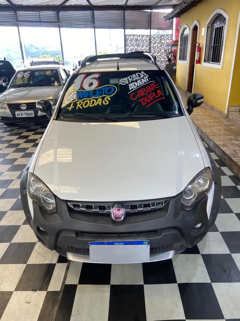 Fiat Strada Adventure 1.8 16V (Flex) (Cabine Dupla)