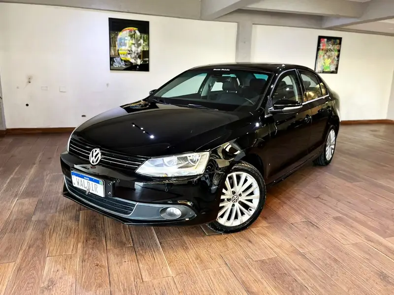 Volkswagen Jetta 2.0 TSI Highline DSG