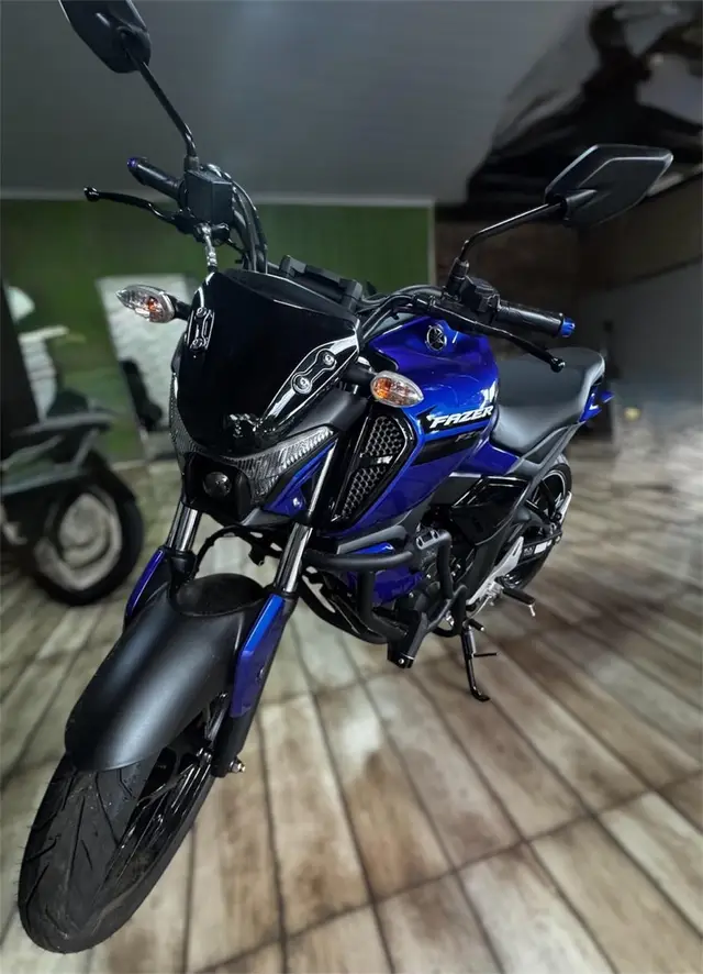 Carro Yamaha Fazer FZ15 2024 ABS