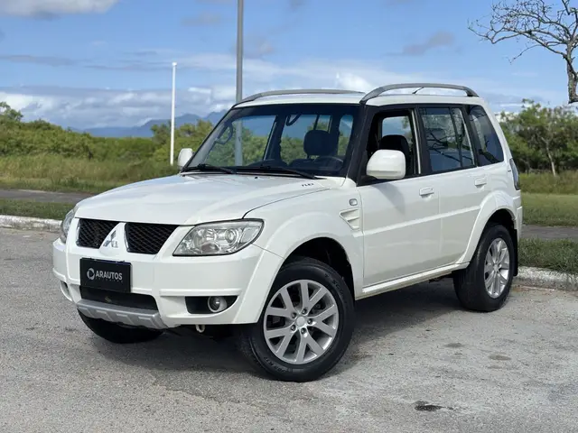 Carro Mitsubishi Pajero TR4 2011 2.0 16V 4x4 (Flex) (Aut)