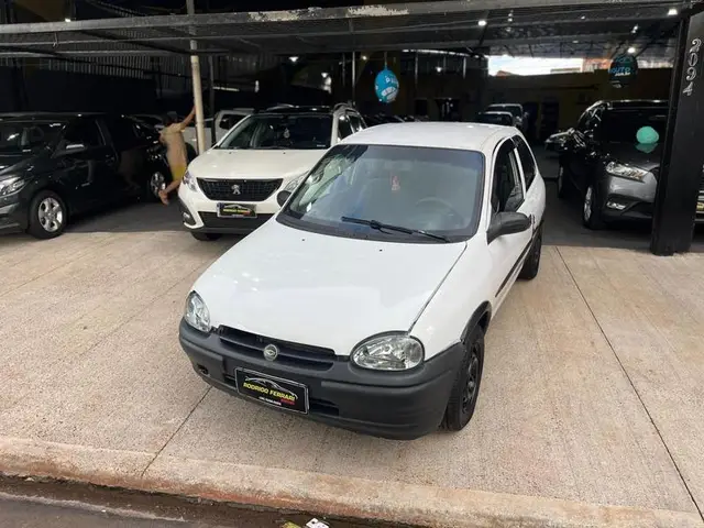 Carro Chevrolet Corsa Hatch 1997 Wind 1.0 MPFi 2p