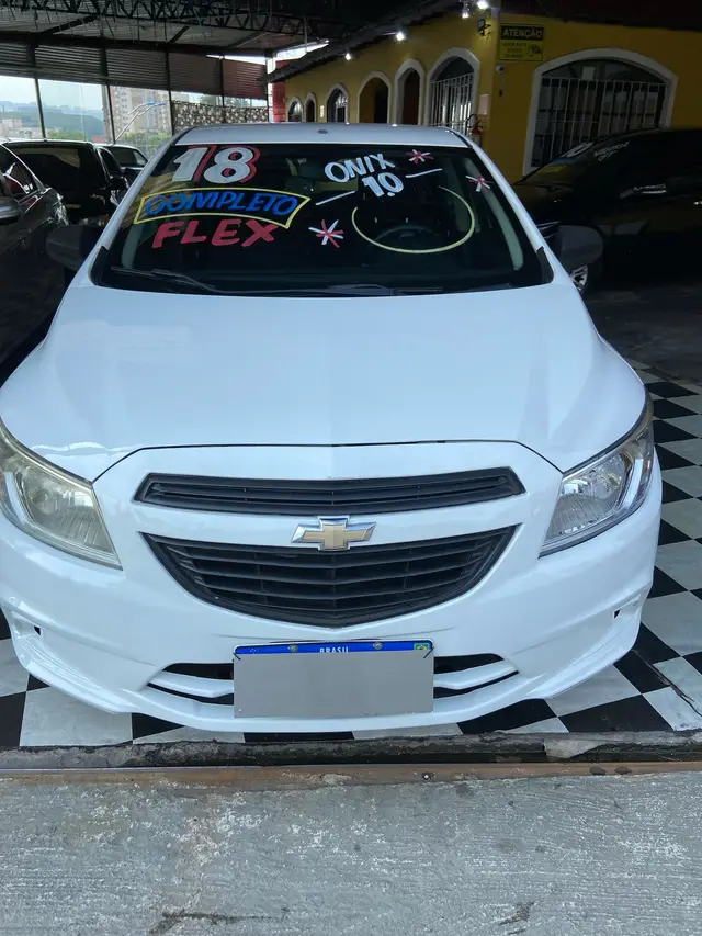 Carro Chevrolet Onix 2018 1.0 Joy SPE/4