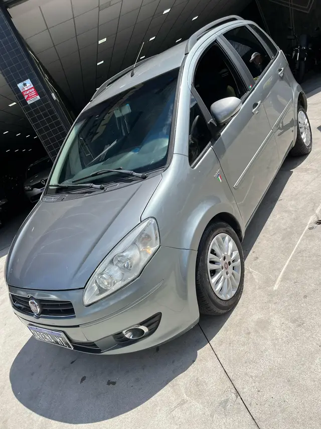 Carro Fiat Idea 2012 Essence 1.6 16V E.TorQ Dualogic (Flex)
