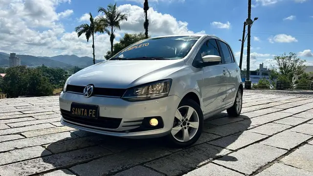 Carro Volkswagen Fox 2016 1.6 MSI Rock in Rio (Flex)