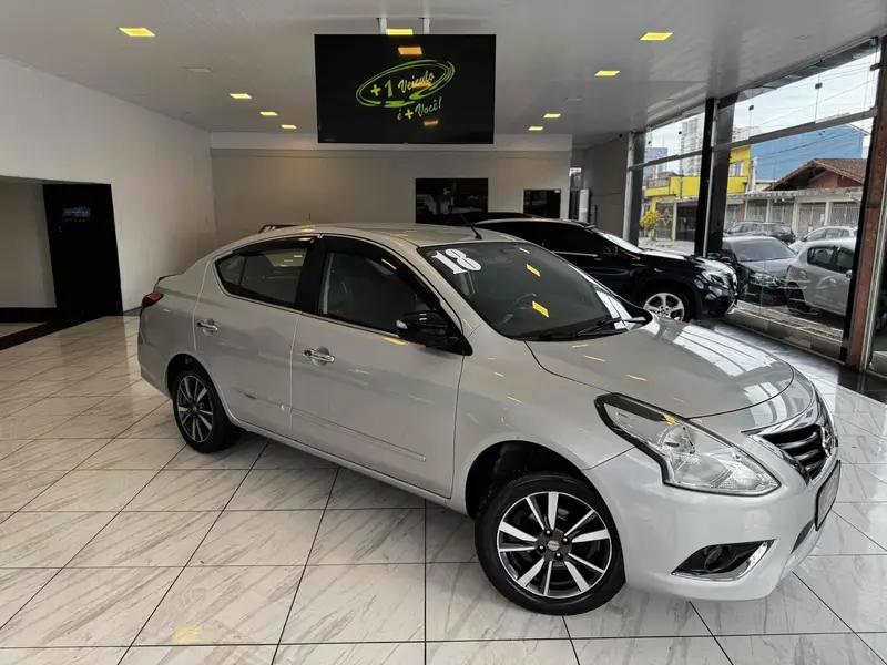 Nissan Versa 1.6 16V SL FlexStart CVT (Flex)