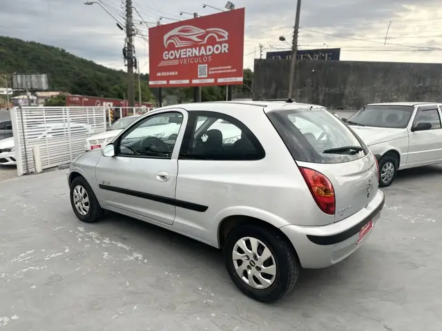 Carro Chevrolet Celta 2004 1.4 VHC 2p