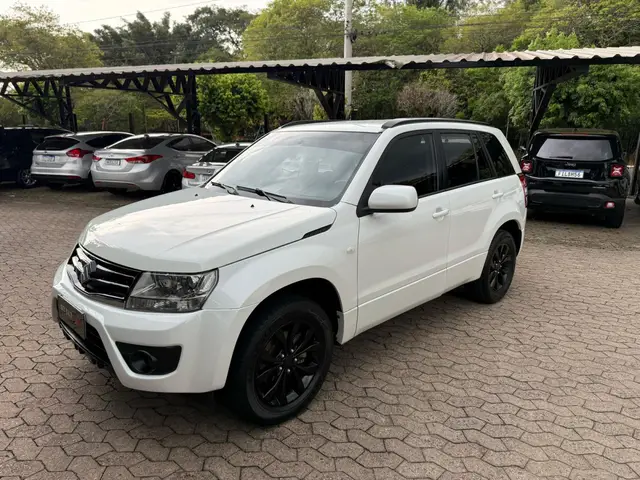 Carro Suzuki Grand Vitara 2013 2.0 16V 2WD