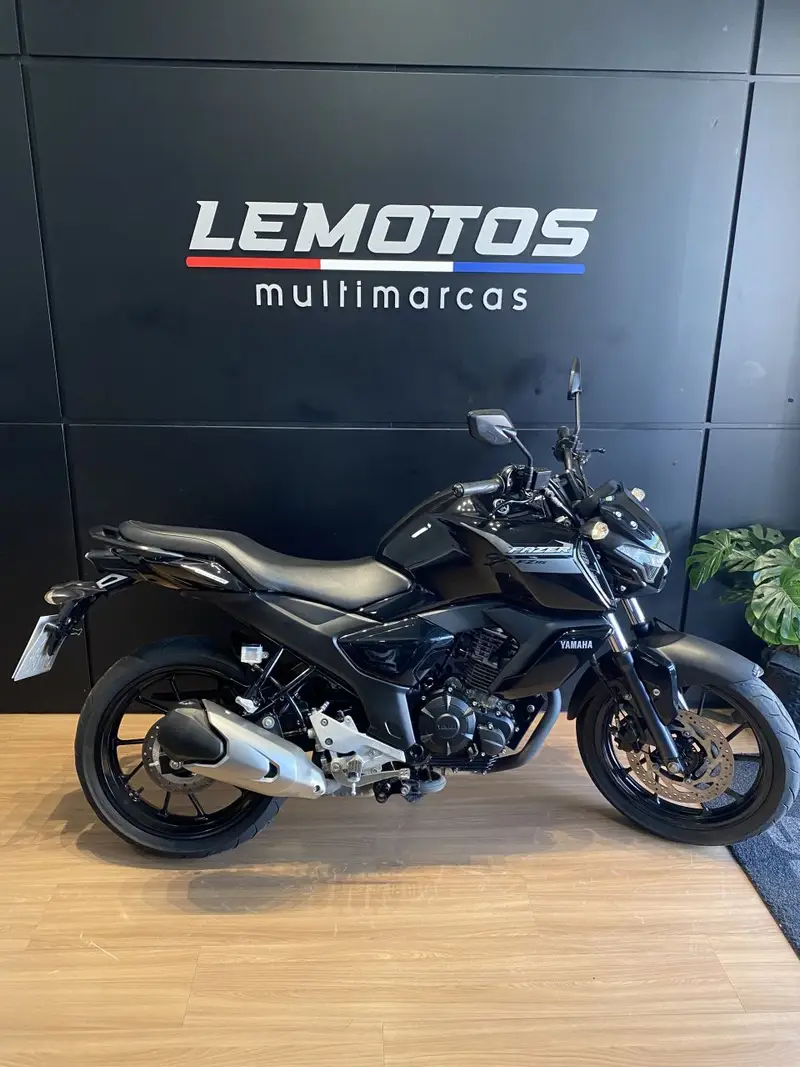 Yamaha Fazer FZ15 ABS