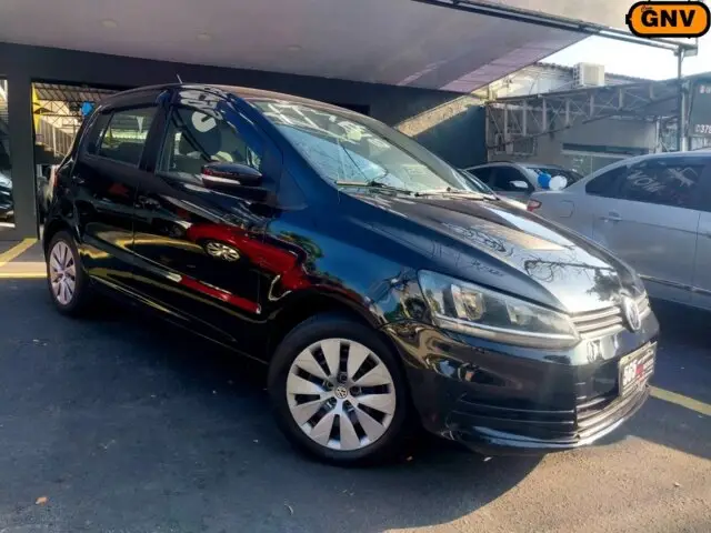 Carro Volkswagen Fox 2017 1.0 MPI Trendline (Flex)