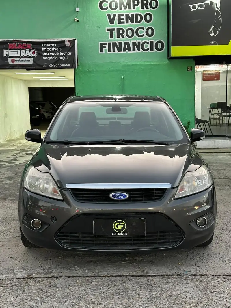 Ford Focus Sedan GLX 2.0 16V (Flex)