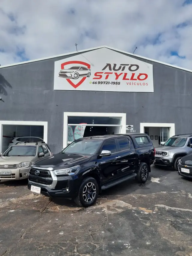 Carro Toyota Hilux Cabine Dupla 2022 SRX 2.8 TDI CD 4x4 (Aut)