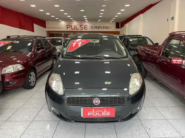 Carro Fiat Punto 2011 Attractive 1.4 (Flex)
