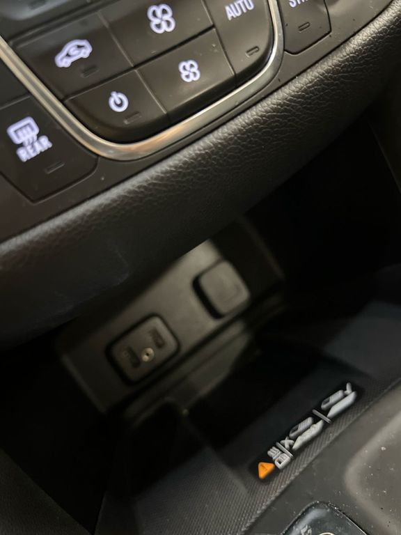 Equinox Premier 2.0 AWD (Aut)