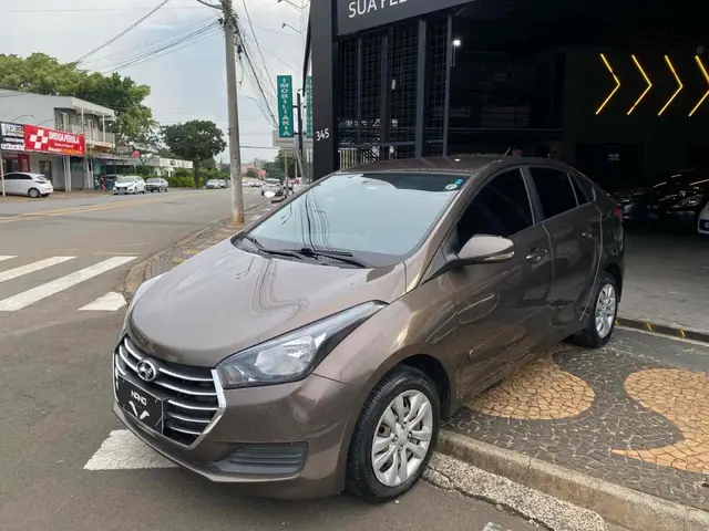 Carro Hyundai HB20S 2017 1.6 Comfort Style (Flex)