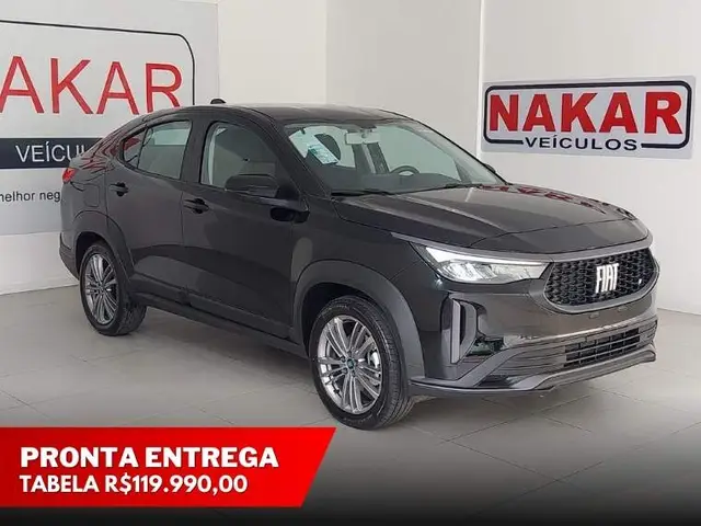 Carro Fiat Fastback 2025 Turbo 200