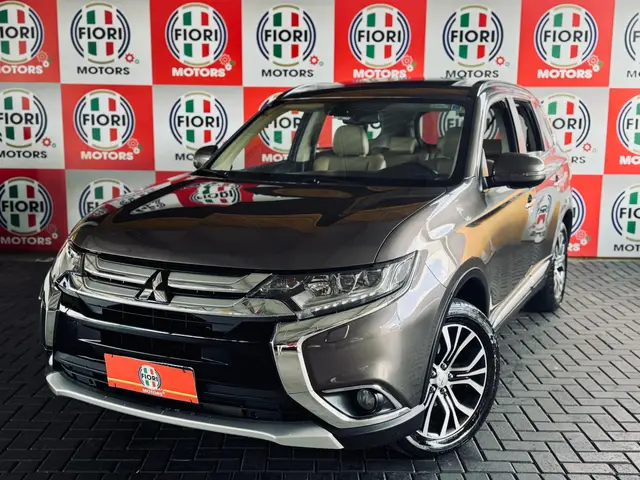 Carro Mitsubishi Outlander 2016 GT 4WD 3.0 V6 (Aut)