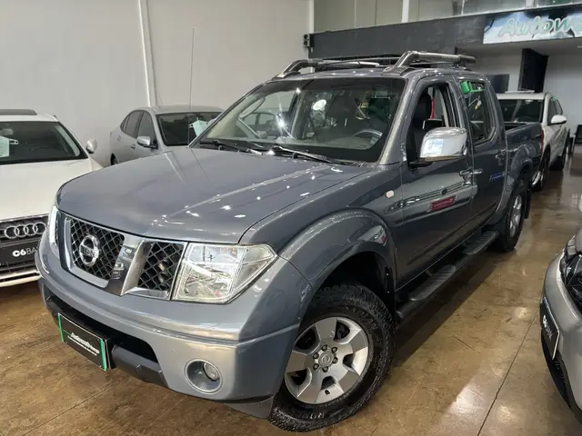 Carro Nissan Frontier 2012 LE 4x4 2.5 16V (cab. dupla) (aut)