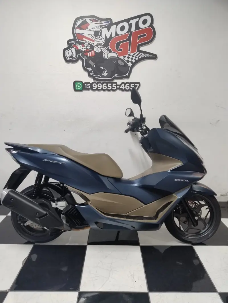 Honda PCX 160 DLX ABS