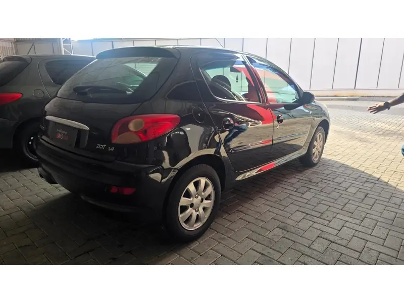 Peugeot 207 SW XR S 1.4 8V (flex)