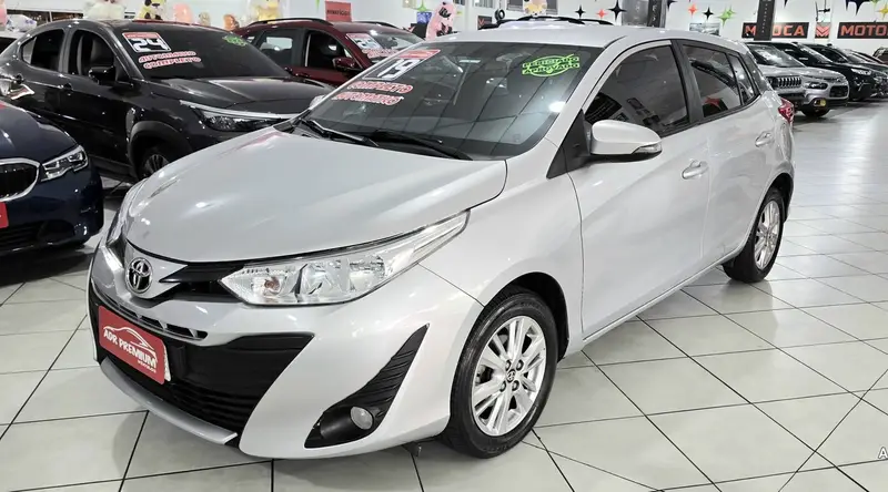 Toyota Yaris 1.3 XL CVT (Flex)