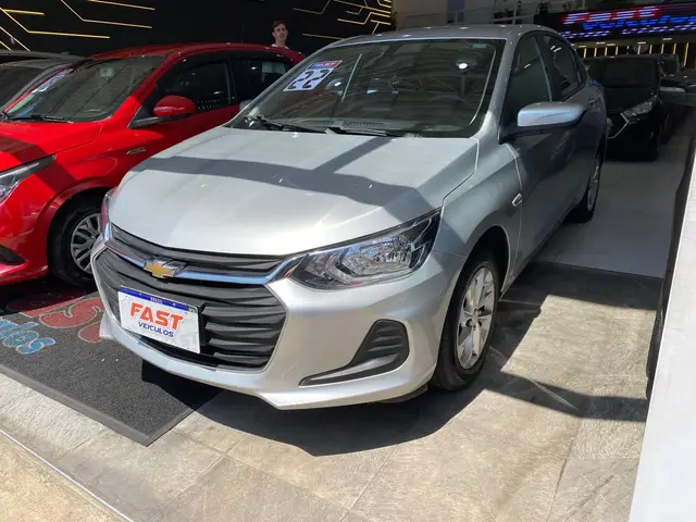 Carro Chevrolet Onix Plus 2022 1.0 LT II (Flex)