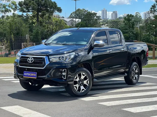 Carro Toyota Hilux Cabine Dupla 2020 Hilux 2.8 TDI SRX CD 4x4 (Aut)