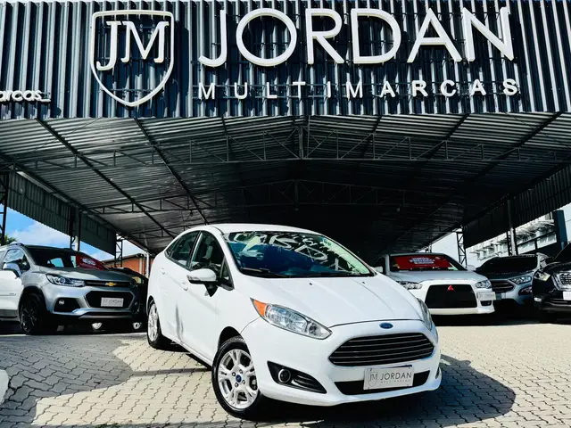 Carro Ford New Fiesta Sedan 2015 1.6 SE (Flex)