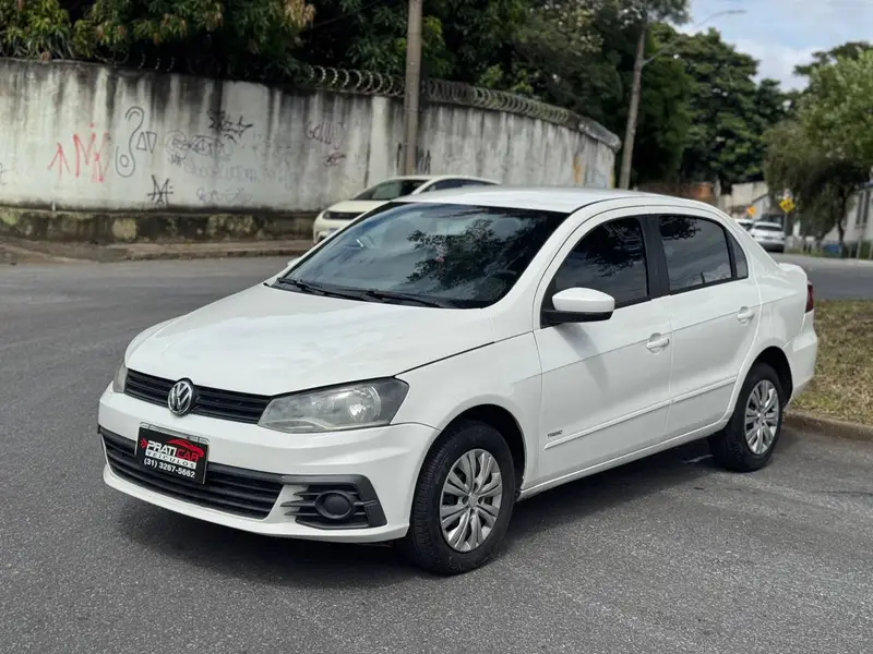 Volkswagen Voyage 1.6 VHT (Flex)