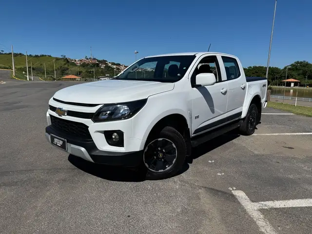 Carro Chevrolet S10 Cabine Dupla 2022 S10 2.8 CTDI LS 4WD (Cabine Dupla)