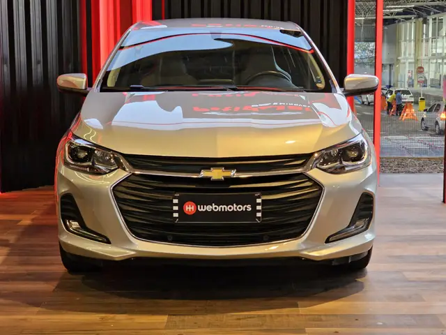 Carro Chevrolet Onix 2023 Premier 1.0 Turbo (Aut.)