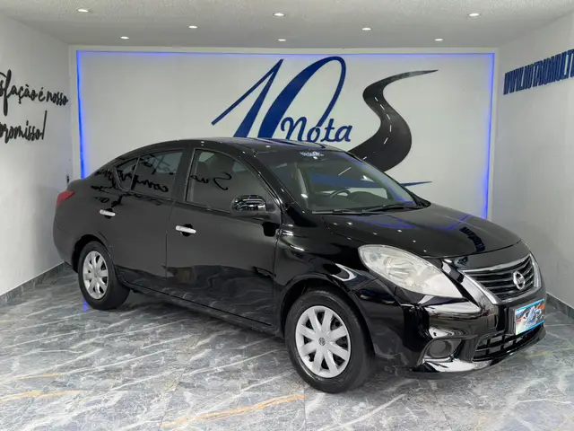 Carro Nissan Versa 2013 1.6 16V SV (Flex)
