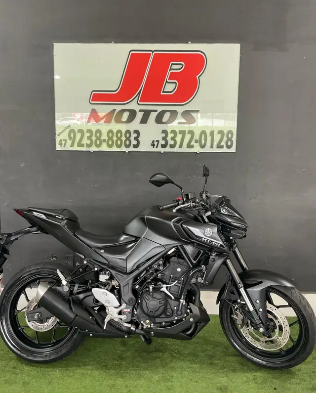 Carro Yamaha MT-03 2022 ABS