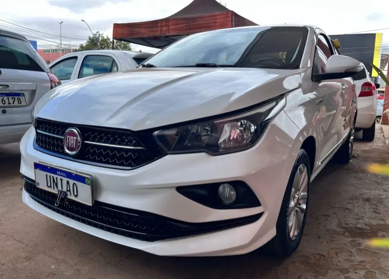 Fiat Cronos 1.3 Drive Firefly GSR (Flex)