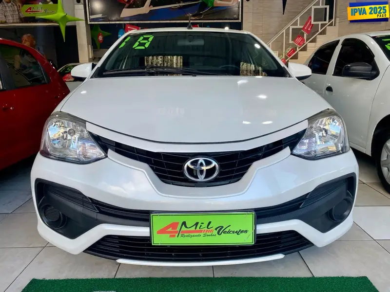 Toyota Etios Sedan XS 1.5 (Aut) (Flex)