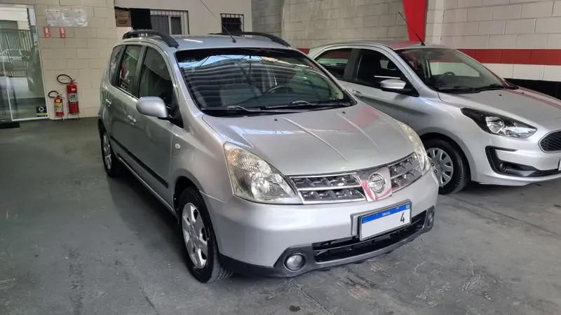 Nissan Livina SL 1.6 16V (flex)