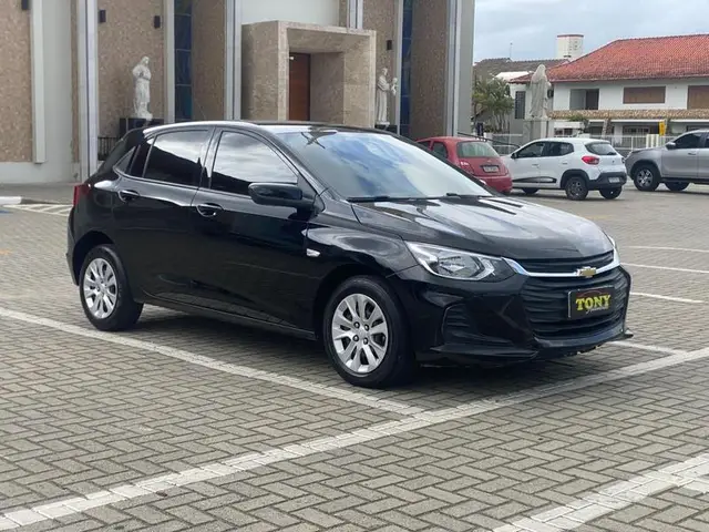 Carro Chevrolet Onix 2022 LT 1.0