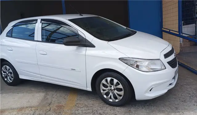 Carro Chevrolet Onix 2018 1.0 Joy SPE/4