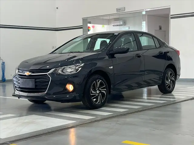 Carro Chevrolet Onix Plus 2025 LT 1.0
