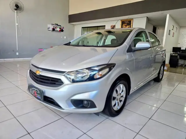 Carro Chevrolet Onix 2019 1.0 LT SPE/4