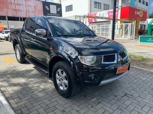 Carro Mitsubishi L200 Triton Sport 2012 HPE 4x4 3.2 DI-D (Aut)