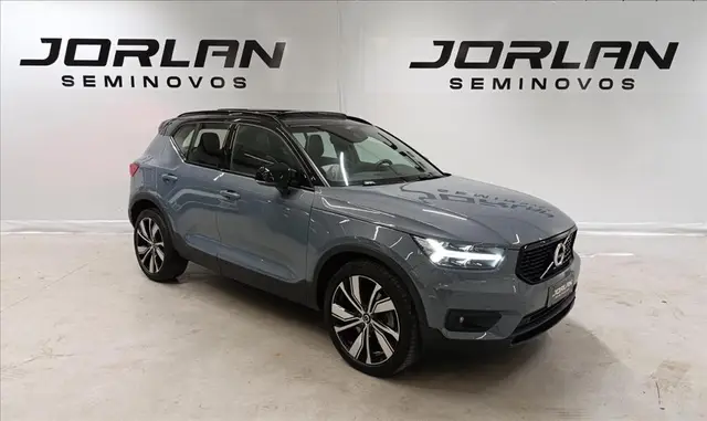 Carro Volvo XC40 2022 R-Design T5 1.5