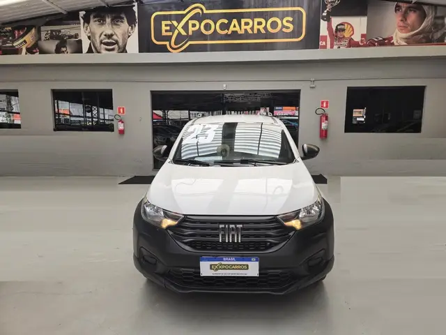 Carro Fiat Strada 2023 Endurance 1.4 Cabine Plus (Flex)