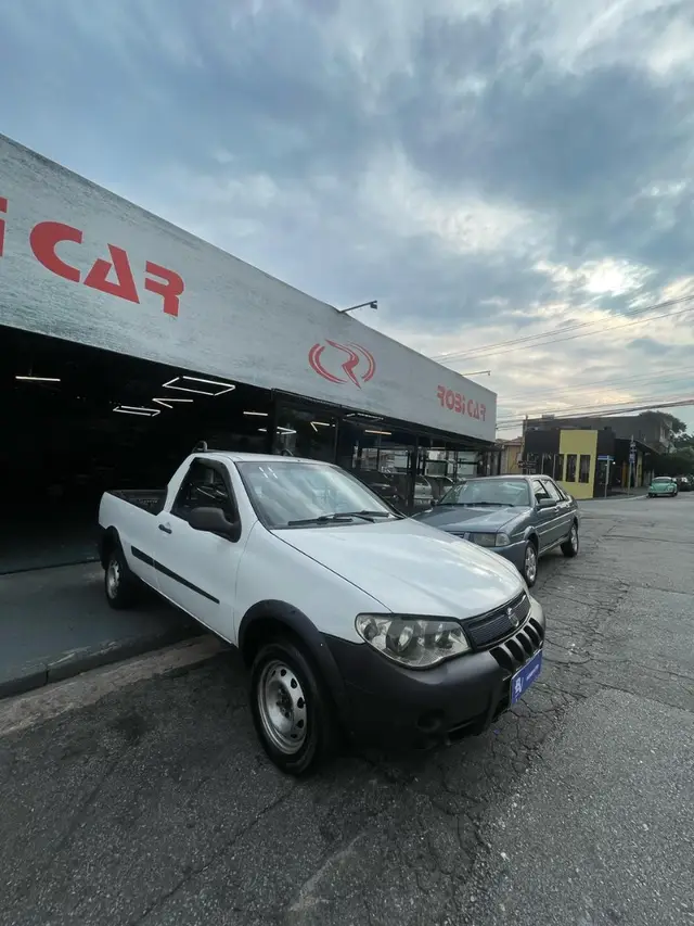 Carro Fiat Strada 2011 Fire 1.4 (Flex)